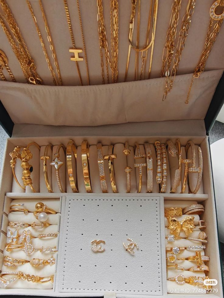 Jewelry Layer